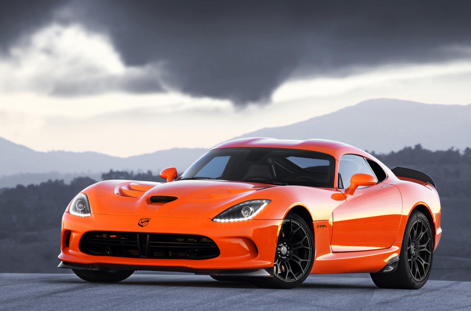2014-SRT-Dodge-Viper-Time-Attack-1